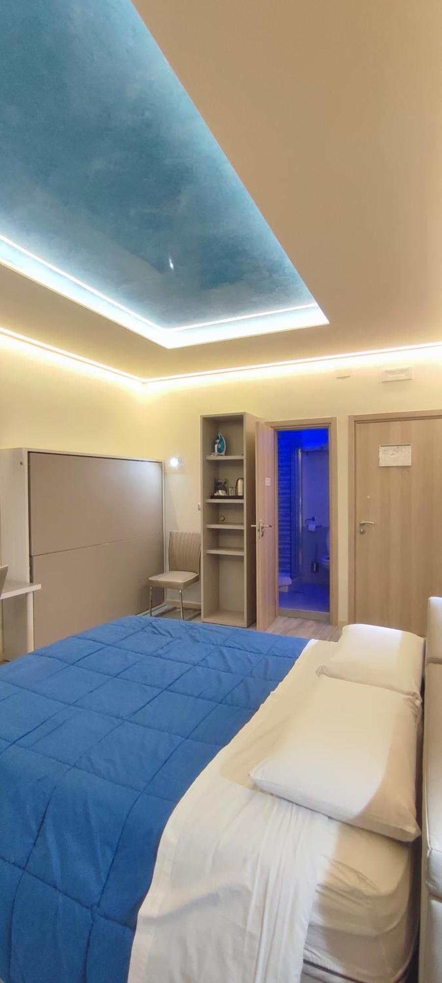 Отель Nitto House Бари Экстерьер фото