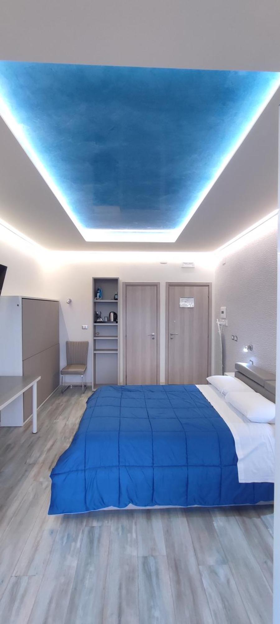 Отель Nitto House Бари Экстерьер фото